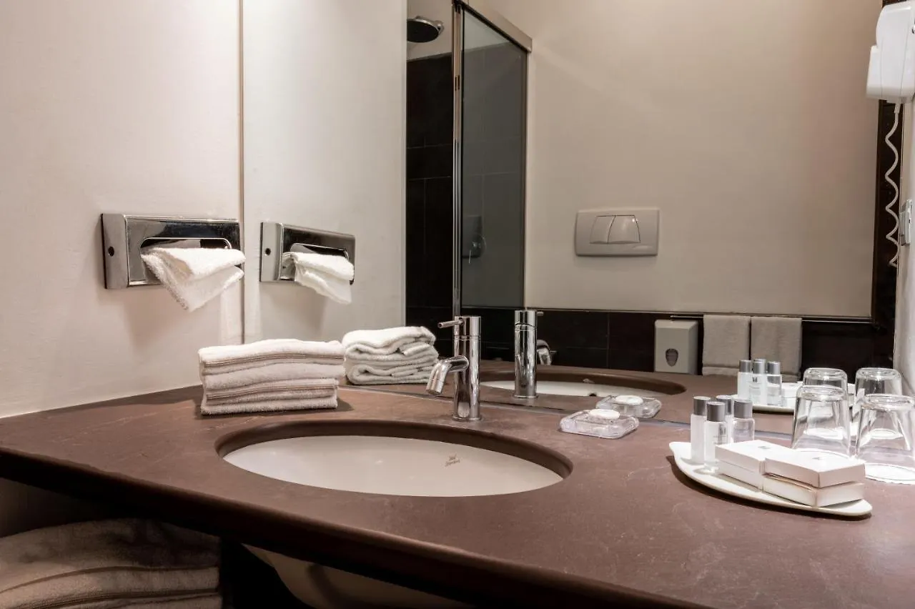 Best Western Hotel Green City Parma 4*,