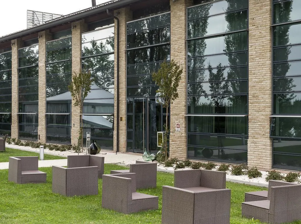 Best Western Hotel Green City Parma 4*,  Italië